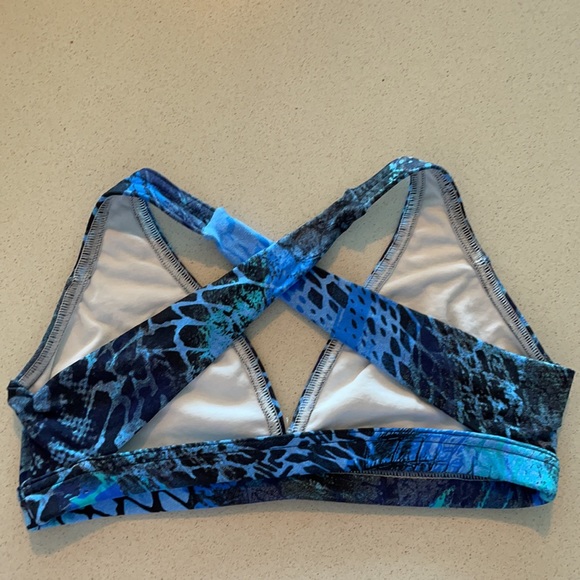 Bro fitwear Crossback Sports Bra Blue Snake Print - Picture 2 of 4